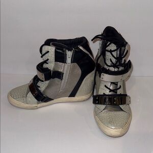 Aldo Black and Cream Women's High-Top Sneakers